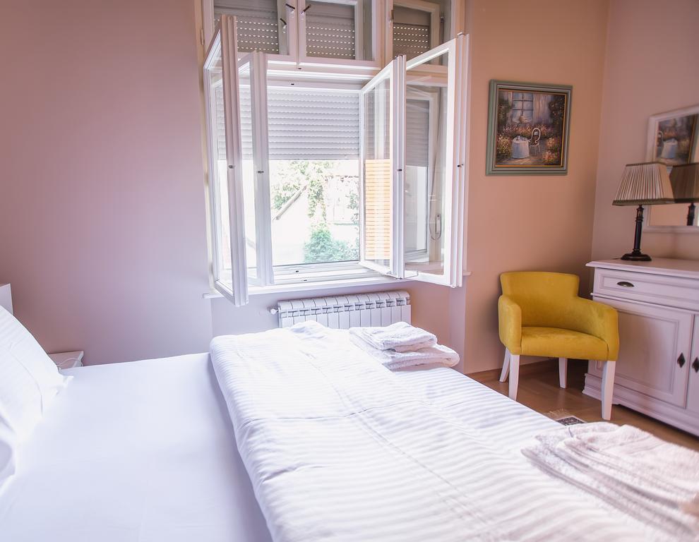 Crown Apartment - Your Royal Stay Belgrade Extérieur photo