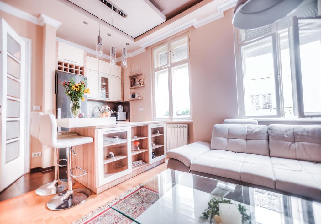 Crown Apartment - Your Royal Stay Belgrade Extérieur photo